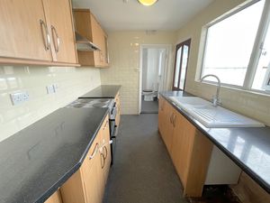 Colne Road- click for photo gallery